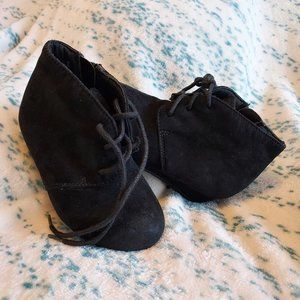 SOLD Girls wedges size 8